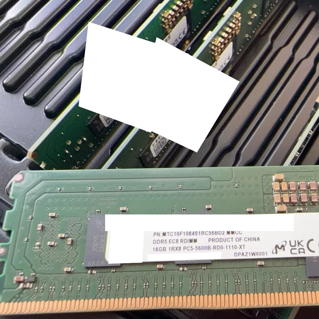 DDR5 RDIMM 16GB 5600 MT/s server memory real product photo