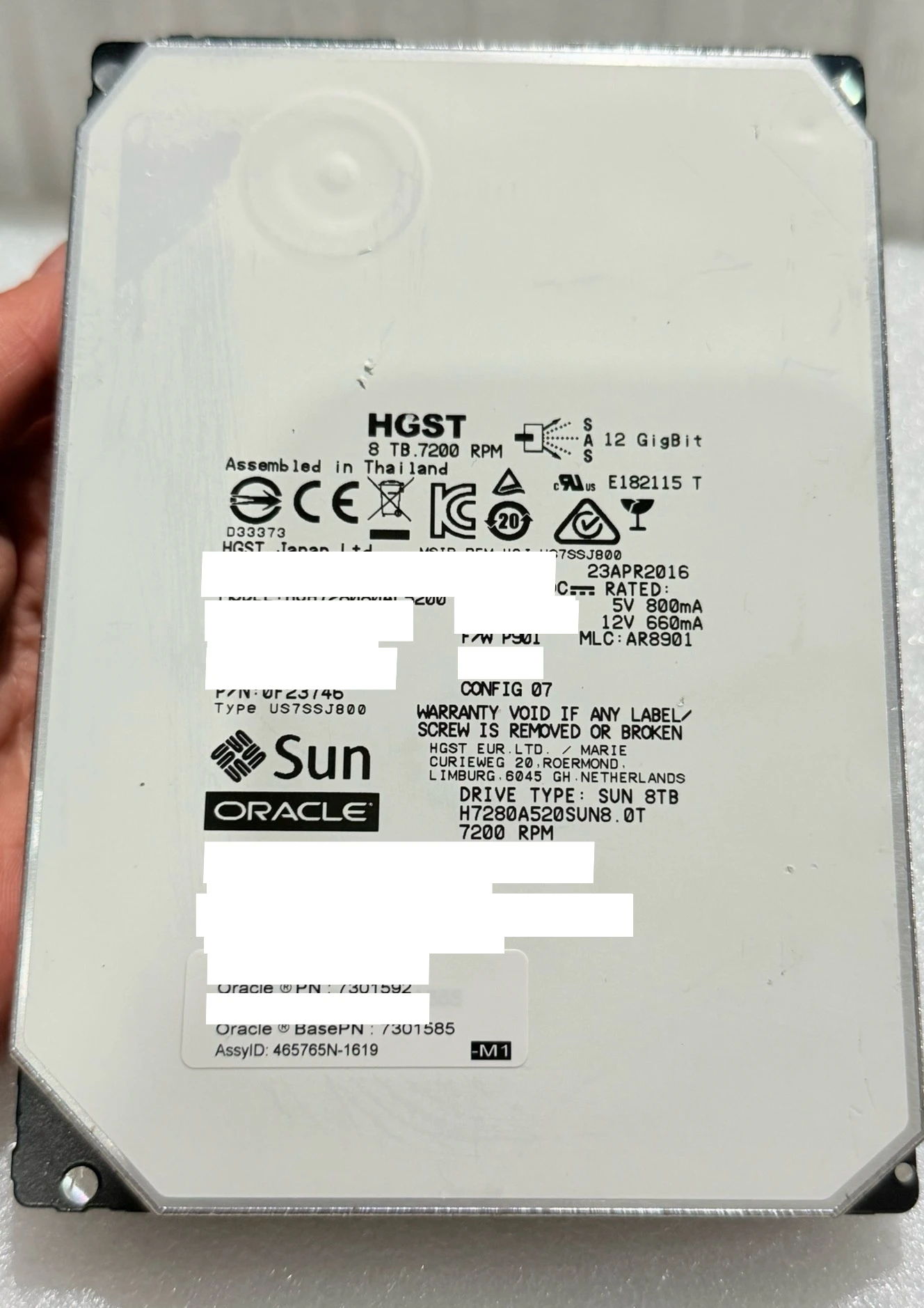 8TB SAS 3.5-inch 7.2K enterprise HDD real product photo